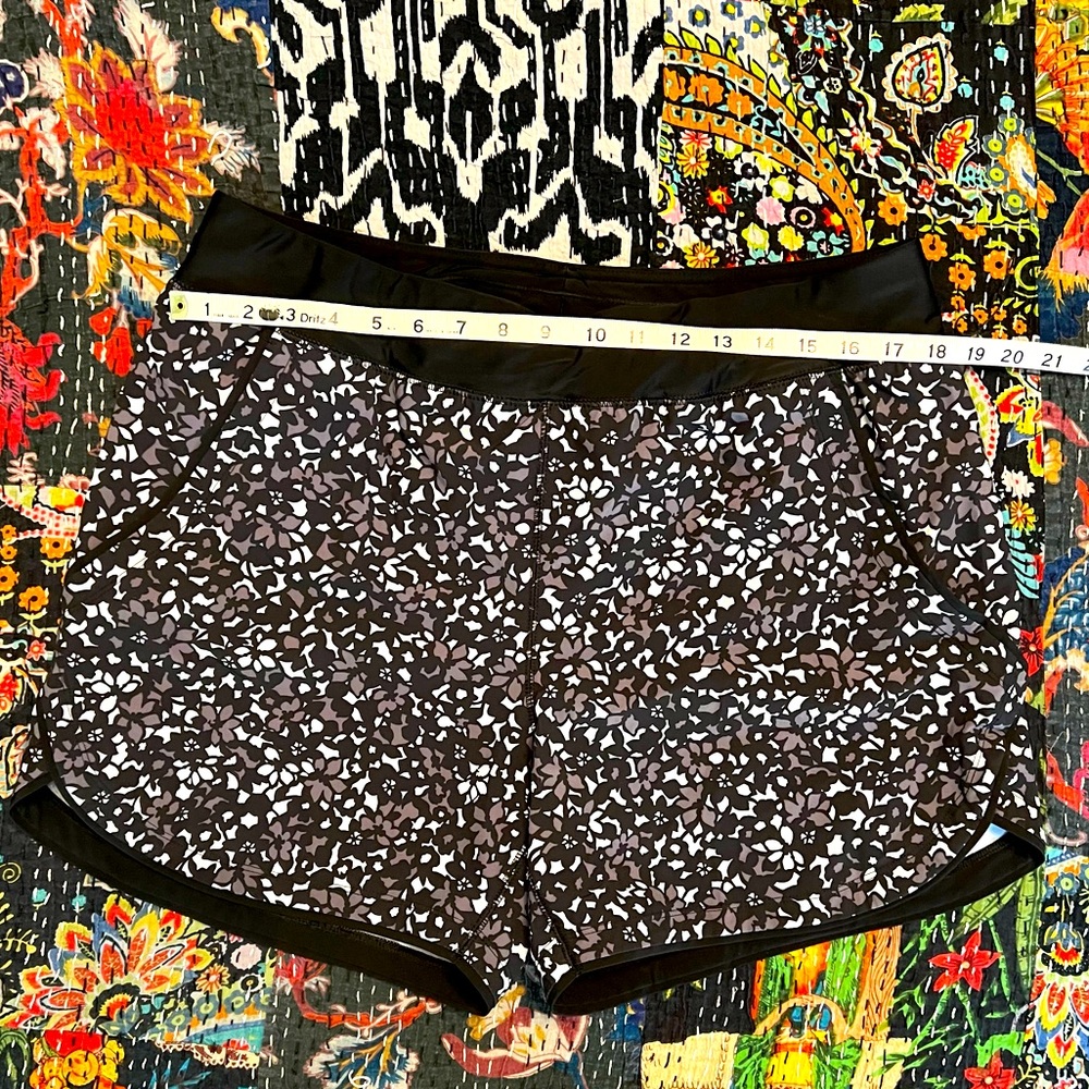Lands End swim active shorts with attached panty, black/white pattern, 16